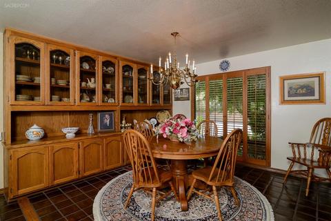 1549 Kingsford Dr, Carmichael, CA 95608 photo 11
