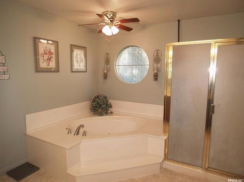 674 Simeon Ct, Ripon, CA 95366 photo 32