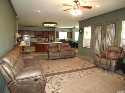674 Simeon Ct, Ripon, CA 95366 photo 14