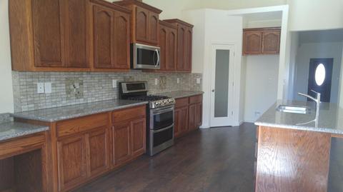1281 Marapole Ln, Newman, CA 95360 photo 2