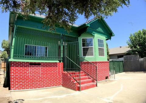 2419 E Worth St, Stockton, CA 95205 photo 2
