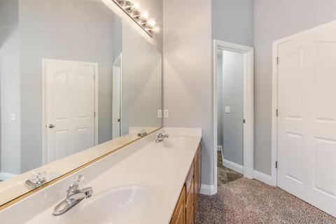 8032 Arum Pl, Antelope, CA 95843 photo 23