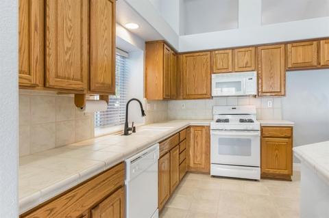 8032 Arum Pl, Antelope, CA 95843 photo 10