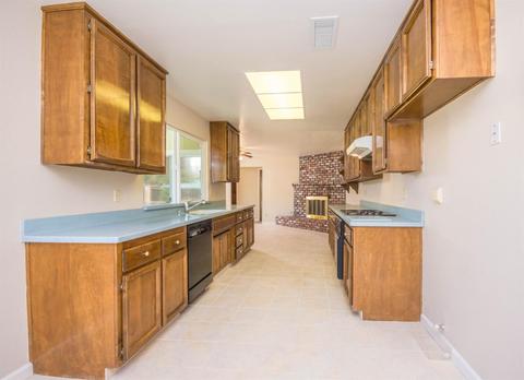 4660 5th St, Rocklin, CA 95677 photo 17