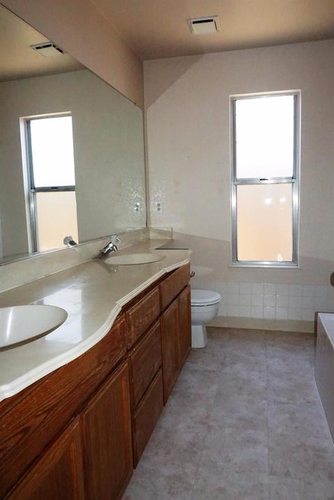 1604 Walnut Crest Way, Modesto, CA 95355 photo 16