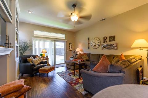 1817 Genoa Dr, Manteca, CA 95336 photo 4