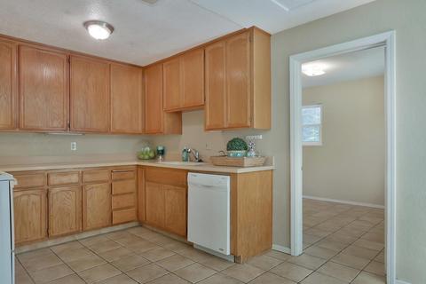 421 Covena Ave, Modesto, CA 95354 photo 9