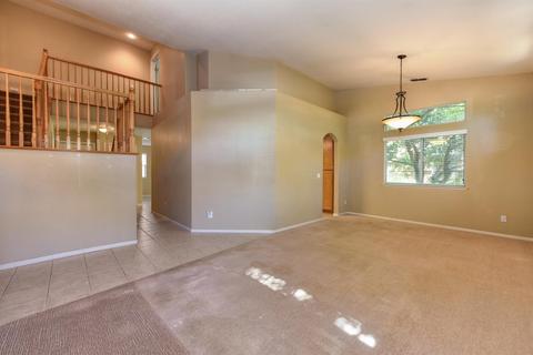 8233 Trieste Ct, Antelope, CA 95843 photo 3