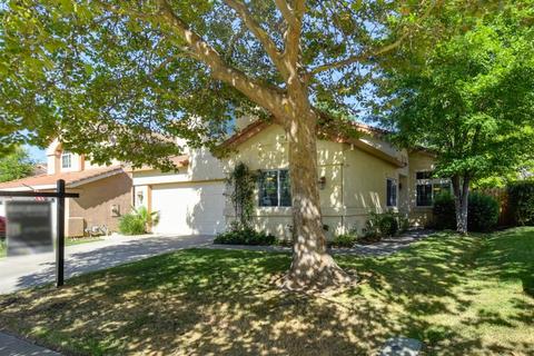 8233 Trieste Ct, Antelope, CA 95843 photo 2