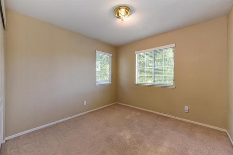 8233 Trieste Ct, Antelope, CA 95843 photo 11