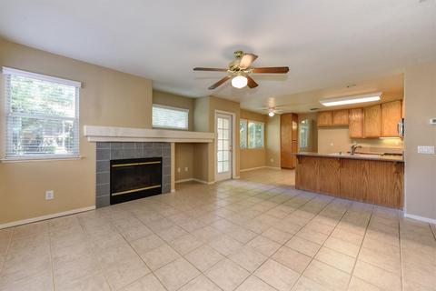 8233 Trieste Ct, Antelope, CA 95843 photo 9