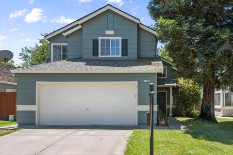 8366 Hillsbrook Dr, Antelope, CA 95843 photo 2