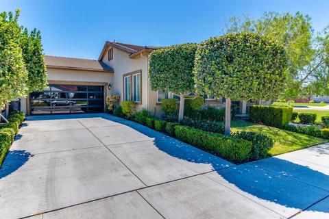 1821 Terry Dr, Ripon, CA 95366 photo 2