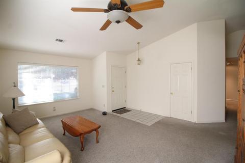 1375 Orme Ct, Manteca, CA 95336 photo 4