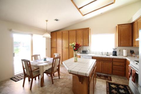 1375 Orme Ct, Manteca, CA 95336 photo 5