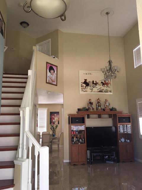 1960 Knollcrest Ln, Tracy, CA 95376 photo 4