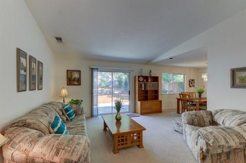 2419 Pinnacles Dr, Rocklin, CA 95677 photo 5