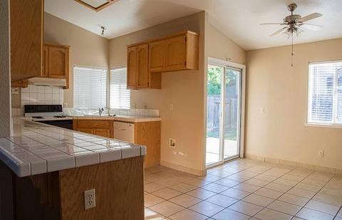 3343 Mills, Merced, CA 95348 photo 5