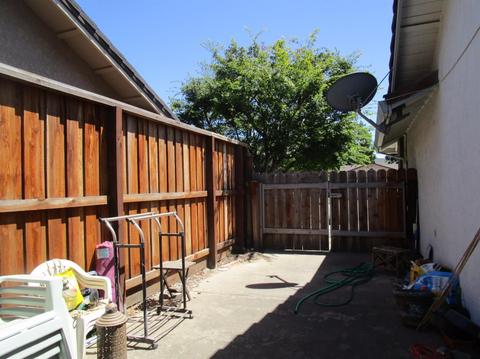 909 Newby Ln, Modesto, CA 95356 photo 7