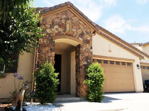 2805 Espana Ln, Modesto, CA 95355 photo 1