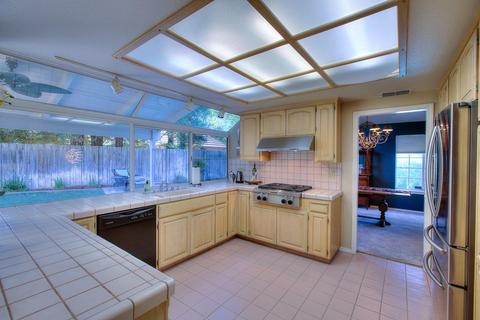 2401 Stonebrook Dr, Modesto, CA 95355 photo 6