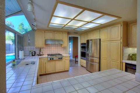 2401 Stonebrook Dr, Modesto, CA 95355 photo 8