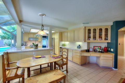2401 Stonebrook Dr, Modesto, CA 95355 photo 5