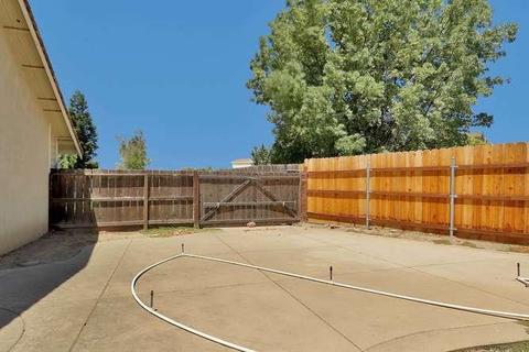 560 Palm Cir, Tracy, CA 95376 photo 20