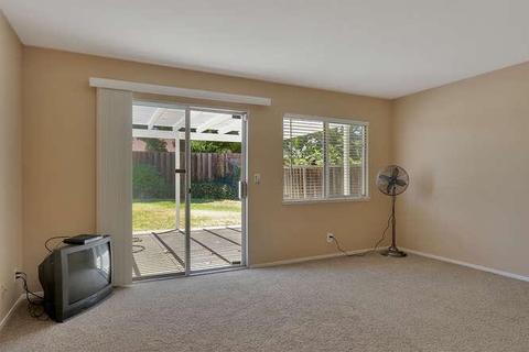 560 Palm Cir, Tracy, CA 95376 photo 12