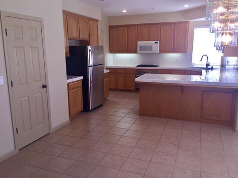 2801 Olympus Ct, Modesto, CA 95356 photo 4