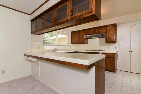 6760 Havenside Dr, Sacramento, CA 95831 photo 13