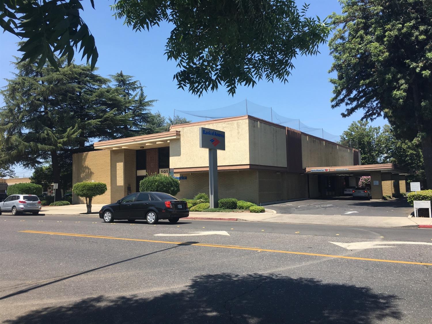 516 E Main St, Turlock, CA 95380 photo 3