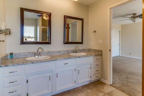 14375 E Jahant Rd, Acampo, CA 95220 photo 23