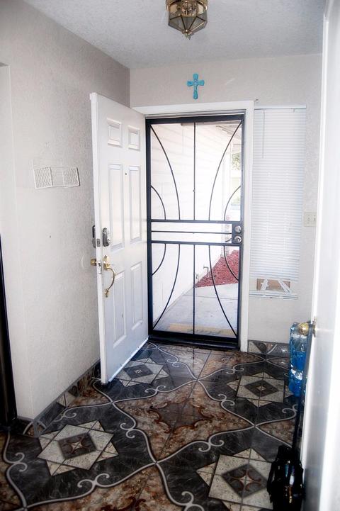 1300 Houser Ln, Modesto, CA 95351 photo 2