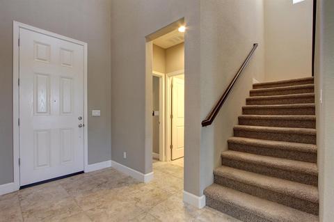 2102 Collet Ct, Rocklin, CA 95765 photo 4