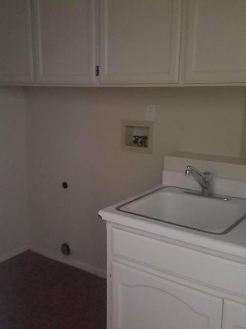923 Zumstein Dr, Ripon, CA 95366 photo 6
