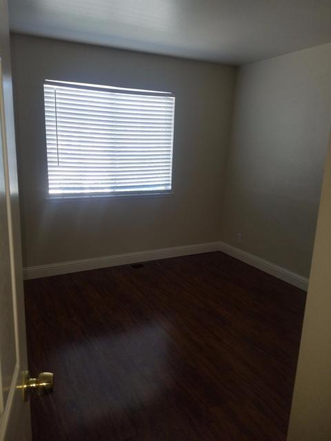 923 Zumstein Dr, Ripon, CA 95366 photo 8