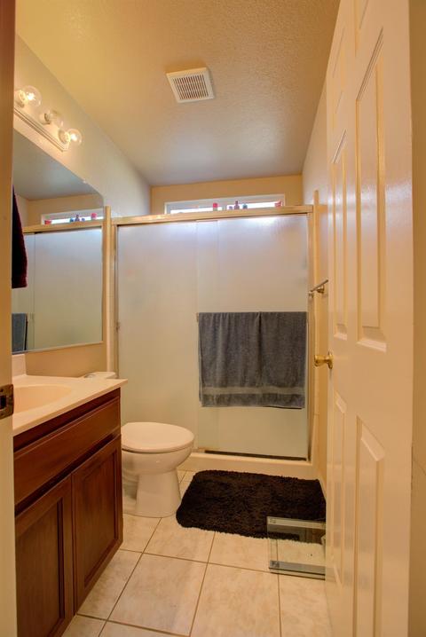 332 Crowley Dr, Turlock, CA 95382 photo 9