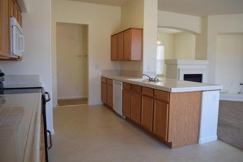 3909 Fallen Oak Dr, Modesto, CA 95355 photo 7