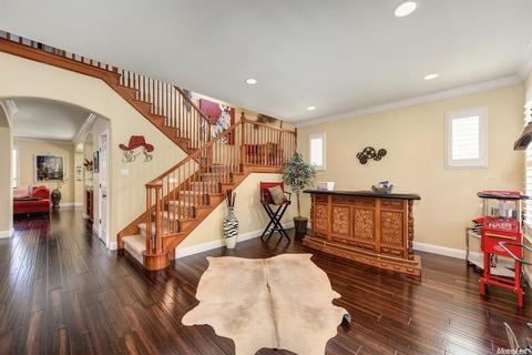1107 Bryan Ct, Folsom, CA 95630 photo 4