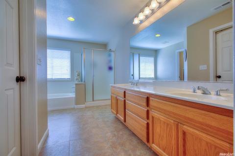 879 Travaille Way, Ripon, CA 95366 photo 25