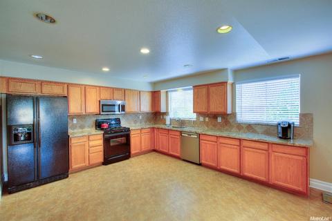 879 Travaille Way, Ripon, CA 95366 photo 14