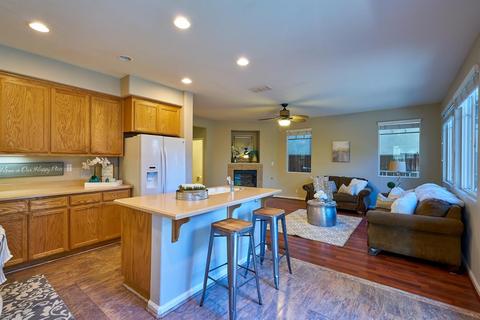 2377 Golden Leaf Ln, Tracy, CA 95377 photo 7