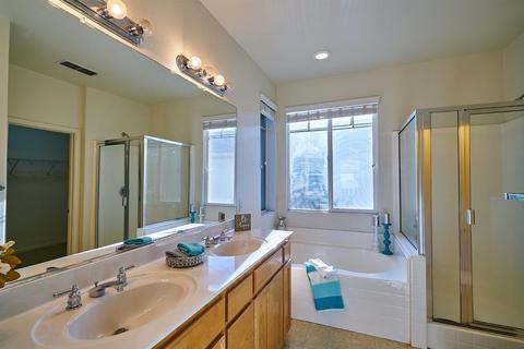 2377 Golden Leaf Ln, Tracy, CA 95377 photo 17