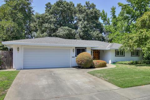 6300 Hillrise Dr, Carmichael, CA 95608 photo 2