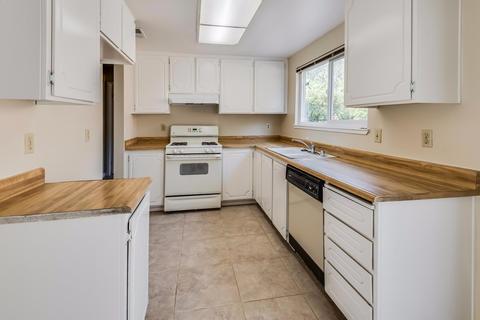 2469 Pinnacles Dr, Rocklin, CA 95677 photo 10