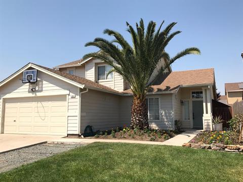 13637 Jasper St, Lathrop, CA 95330 photo 2