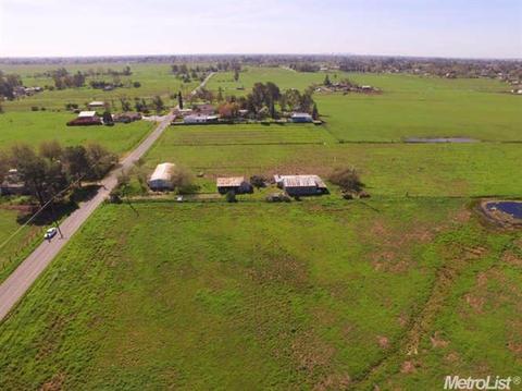 8341 Palladay Rd, Elverta, CA 95626 photo 2