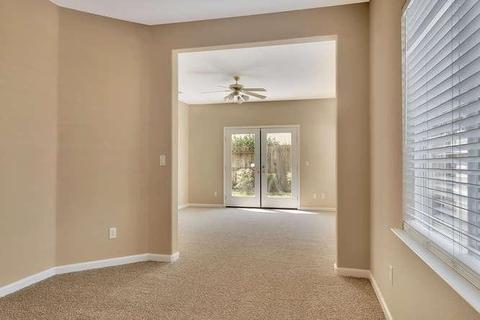 950 Waterman Ave, Lathrop, CA 95330 photo 14