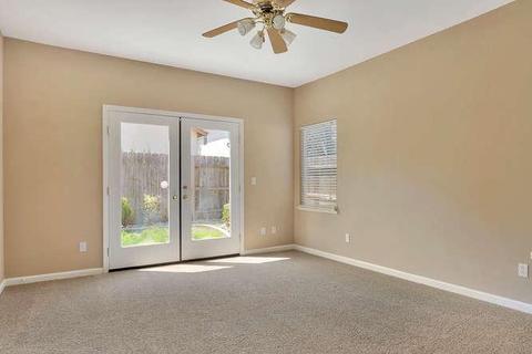 950 Waterman Ave, Lathrop, CA 95330 photo 12